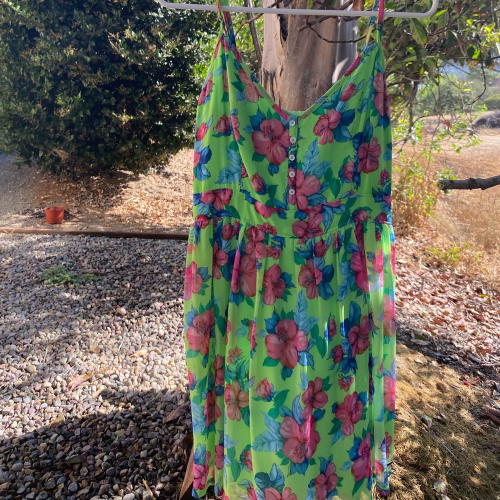 HOLLISTER bright green dress